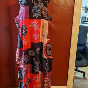 Nylon casual sleeveless long summer dress .